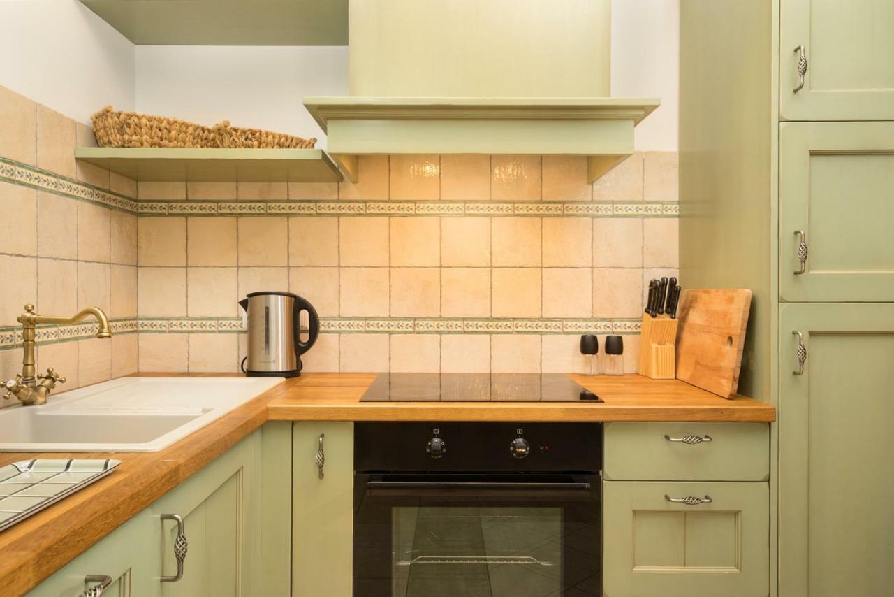 Apartments Biba Малинска Екстериор снимка